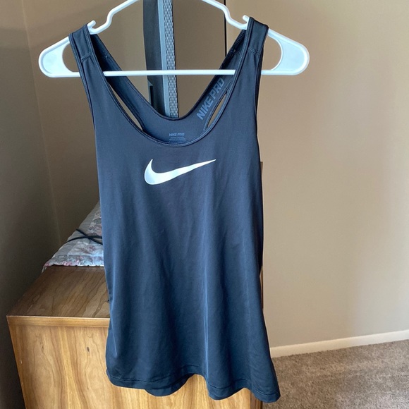Nike Pro Women’s Logo Racerback Tank M - Picture 1 of 3